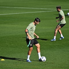 Necesidad entre algodones