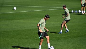 Morata, en la última sesión del Atlético antes del Feyenoord. Necesidad entre algodones.