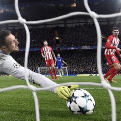 Difícil elegir: los 10 paradones de Oblak esta temporada