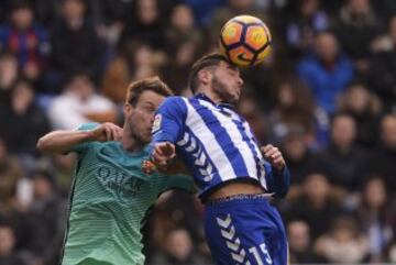 Ivan Rakitic y Theo Hernández.