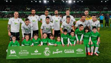 Once del Racing frente al Sporting.