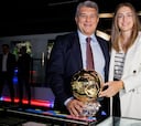 El Balón de Oro de Alexia ya luce en el Museo del Barça