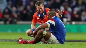 Nigel Owens, de casi suicidarse a batir récords como árbitro
