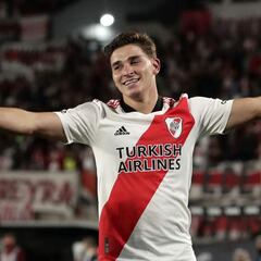 Hidalgo: "Julián Álvarez Podría quedarse hasta diciembre"