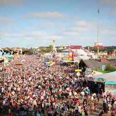 Celebra El Oktoberfest como manda la tradición