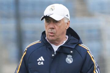 Ancelotti, durante una sesión de entrenamiento.