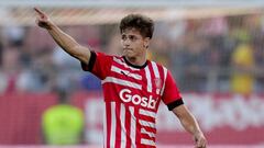 GIRONA, SPAIN - OCTOBER 02: Rodrigo Riquelme of Girona FC celebrates after scoring their first side goal during the LaLiga Santander match between Girona FC and Real Sociedad at Montilivi Stadium on October 02, 2022 in Girona, Spain. (Photo by Alex Caparros/Getty Images)