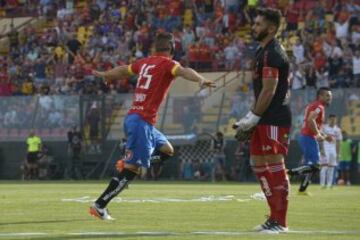 Futbol, Union EspaÃ±ola vs Universidad de Chile. Duodecima fecha campeonato de Apertura 2016/17.
El jugador de Union EspaÃ±ola Diego Churin celebra luego de convertir un gol contra Universidad de Chile durante el partido de primera division en el estadio Santa Laura de Santiago, Chile.
19/11/2016
Claudio Santana/Photosport*************

Football, Union EspaÃ±ola vs Universidad de Chile. Twelve date, Aperture Championship 2016/17.
Union EspaÃ±ola's player Diego Churin celebrates after scoring against Universidad de Chile during the first division football match held at the Santa Laura stadium in Santiago, Chile.
19/11/2016
Claudio Santana/Photosport