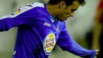 Pedro León se retira del entrenamiento del Getafe