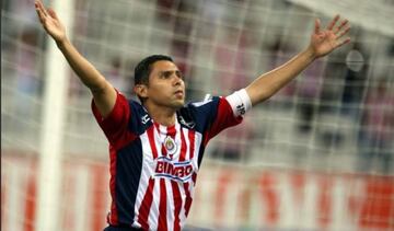 Su toque de balón era espléndido y fue uno de los pilares de las Chivas en el campeonato del 2006 ante Toluca