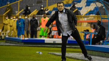 El t&eacute;cnico de El Salvador neg&oacute; cobrar para convocar a jugadores a la Selecci&oacute;n