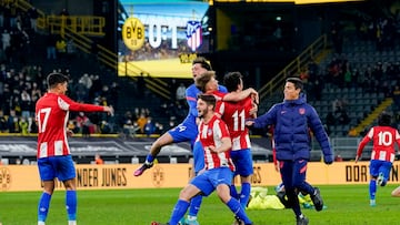 Los jugadores del Atlético celebran la victoria contra el Dortmund en la Youth League.