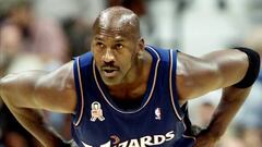 Michael Jordan, con el uniforme de los Wizards.