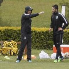 Camilo Vargas, a una firma de Argentinos Juniors