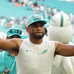 NFL Power Rankings Week 13: Chiefs top the table, as Eagles, Dolphins, Bills and Cowboys stay Top five