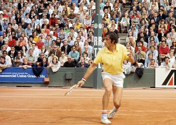 A Nastase le cabe el honor de haber inaugurado el ranking mundial el 23 de agosto de 1973. Venía de ganar el US Open en 1972, después de ser finalista en Wimbledon, y ese año se impuso en Roland Garros. Además, había sido campeón del Masters en 1971, 1972 y 1973. Tan brillante como polémico en ocasiones, estuvo al frente de la clasificación hasta el 2 de junio de 1974.