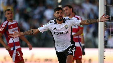 Al igual que Willems, Lisandro salió del banquillo para ser decisivo, en su caso ante el Granada. El defensa del Burgos anotó el momentáneo 1-1, en una jugada ensayada, en la que apareció por el segundo palo para mandar a las mallas un balón, tras asistencia de Córdoba con la cabeza.