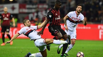 En el Milan que ganó la Supercopa de Italia en 2016 también estaba Cristian Zapata. En ese partido empataron 1-1 con Juventus y en penales ganaron 4-3.