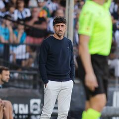 El Castellón sigue adelante con Pablo Hernández, aunque lo mantiene como interino