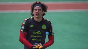 México sabe cuidar su portería cuando se mide a Honduras