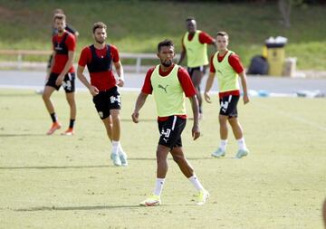 Dyego Sousa se entrena con la UD Almería.