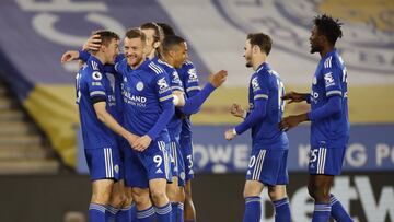 LEICESTER, ENGLAND - APRIL 26: Timothy Castagne of Leicester City celebrates after scoring their team&#039;s first goal with Jamie Vardy  during the Premier League match between Leicester City and Crystal Palace at The King Power Stadium on April 26, 2021