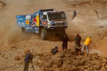 Andrey Karginov y su copiloto Andrey Mokeev 