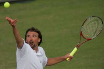 El croata tuvo una brillante carrera que coronó con la copa de Wimbledon en 2001, en su último torneo de profesional. Fue 2 del planeta y ganó 22 coronas.
