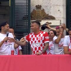 Misterio Aleix: muestra la nueva camiseta y en Alemania anuncian acuerdo con el Leverkusen