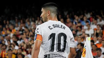 29/08/22 PARTIDO PRIMERA DIVISION
VALENCIA CF - ATLETICO DE MADRID 
CARLOS SOLER
BRAZALETE CAPITAN



