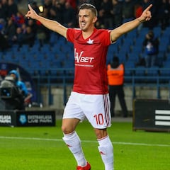 Carlitos López reina en Polonia