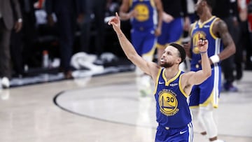 Curry, durante un partido