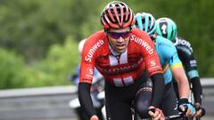 Tom Dumoulin encabeza la fuga durante la segunda etapa del Crit&eacute;rium del Dauphin&eacute;.