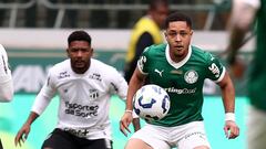 Vitor Roque frena la crisis