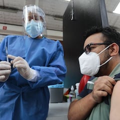 Se suspenden los ensayos en humanos de la vacuna española