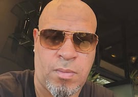 Adriano amenaza al ladrón que estafó a su madre: “Vas a ver al diablo bajar a la tierra”