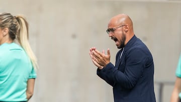 12/10/25
PARTIDO FUTBOL FEMENINO
ATLETICO DE MADRID FEMENINO - BARCELONA FEMENINO
VICTOR MARTIN