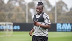 Joseph Aidoo durante un entrenamiento con el Celta.