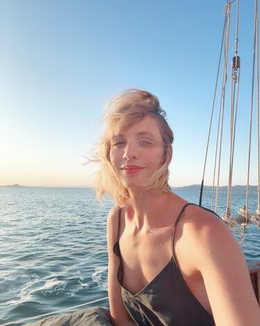 Vinicius Jr hits the beach with friends: the rich and famous on vacation