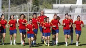 La Sub-17, el jueves en su último entrenamiento en Las Rozas.