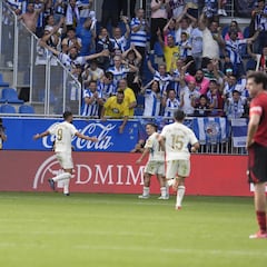 Deportivo y Huesca, duelo entre los reyes de la ‘zona Cesarini’