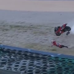 Último parte de Pol: tres fracturas y ‘airfence’ en la curva 10