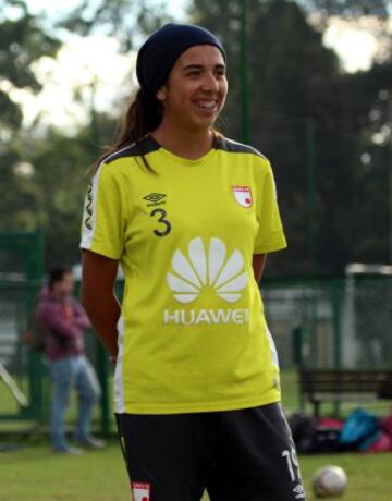 Independiente Santa Fe confecciona actualmente la nómina que buscará ser el primer campeón de la liga profesional femenina que iniciará en el año 2017.