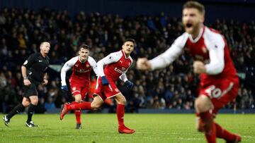 Soccer Football - Premier League - West Bromwich Albion vs Arsenal - The Hawthorns, West Bromwich, Britain - December 31, 2017   Arsenal&#039;s Alexis Sanchez celebrates scoring their first goal with team mates       Action Images via Reuters/Jason Cairnd