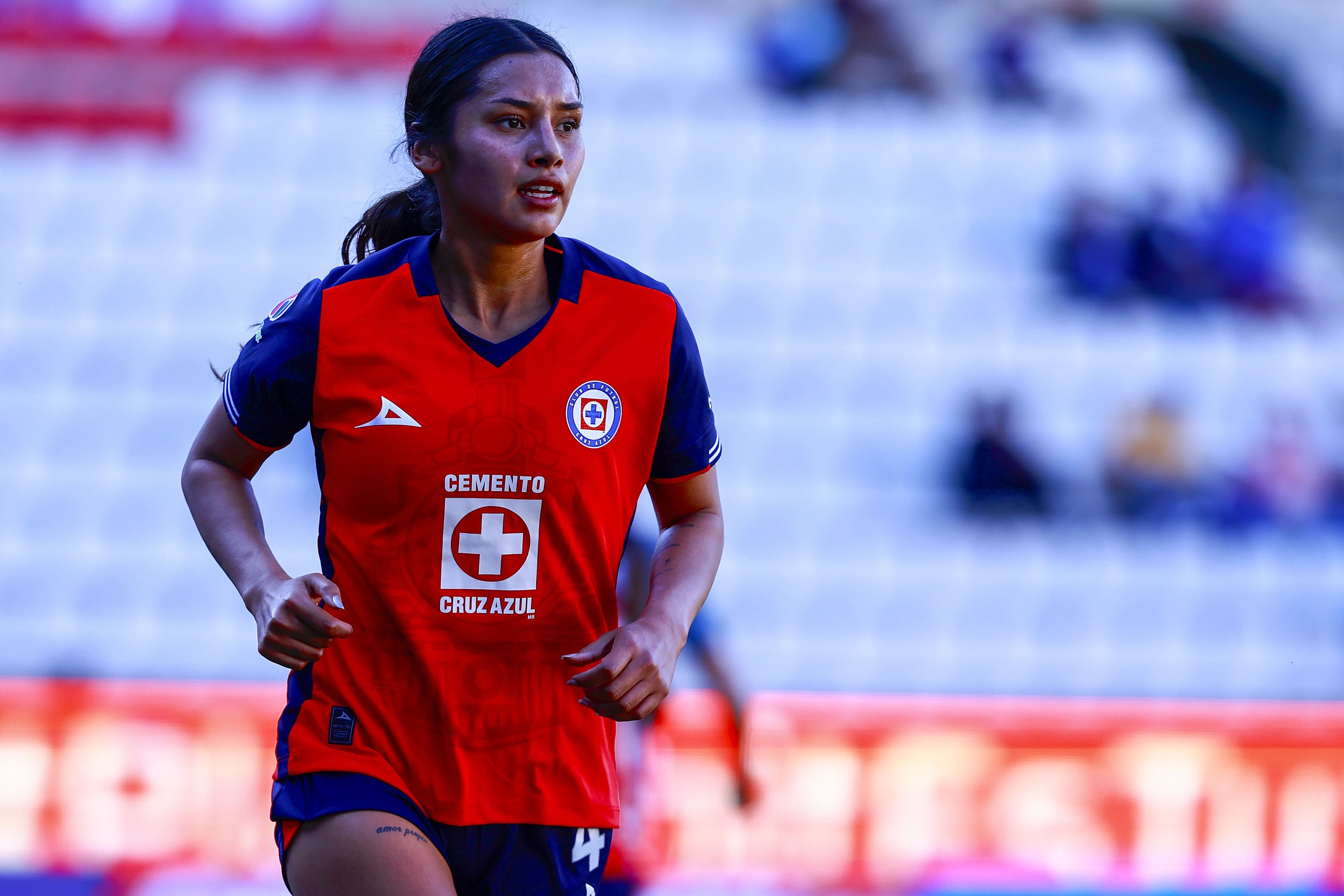 Yaneisy Rodriguez of Cruz Azul  during the 3rd round match between Pachuca and Cruz Azul as part of the Torneo Clausura 2025 Liga MX Femenil at Hidalgo Stadium on January 15, 2025 in Pachuca, Hidalgo, Mexico.