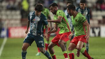 (L-R), Javier Eduardo Lopez of Pachuca, Maximiliano Olivera, Mario Osuna of Juarez during the game Pachuca vs FC Juarez, corresponding to Round 3 of the Torneo Clausura 2023 of the Liga BBVA MX, at Hidalgo Stadium, on January 22, 2023.
<br><br>
(I-D), Javier Eduardo Lopez de Pachuca, Maximiliano Olivera, Mario Osuna de Juarez durante el partido Pachuca vs FC Juarez, Correspondiente a la Jornada 03 del Torneo Clausura 2023 de la Liga BBVA MX, en el Estadio Hidalgo, el 22 de Enero de 2023.