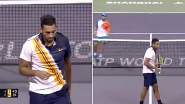 Si es insólito, es Kyrgios: trata de perder el juego, y se lo lleva con una dejada perfecta... ¡andando!