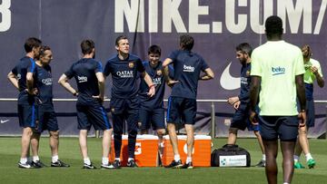 Lista sin Piqué, ingresado, y con Digne, Marlon y Aleñà