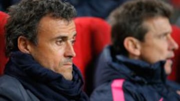 Luis Enrique, pensativo en el Amsterdam Arena.