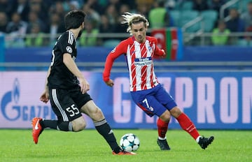 Griezmann y Huseynov.